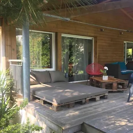 4ch Et Superbe Piscine Chauffee A Hotell 4*
