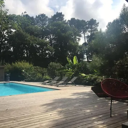 4ch Et Superbe Piscine Chauffee A Capbreton